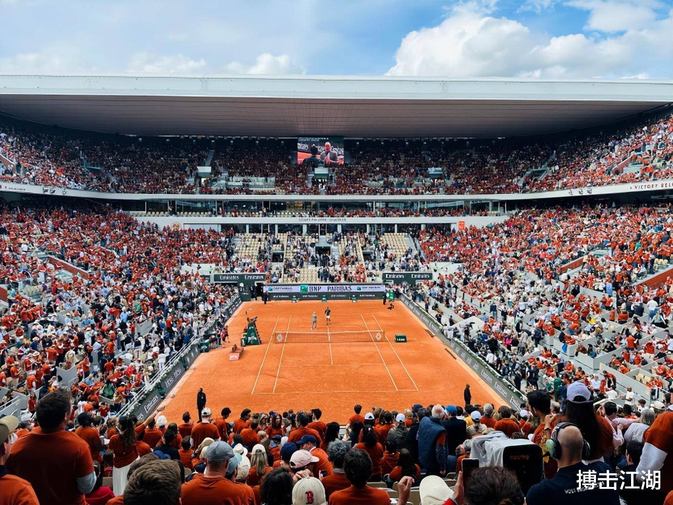 纳达尔迎来五赛季出色发挥，巴黎圣日耳曼观众热烈欢呼！上演精彩一战的简单介绍-九游娱乐