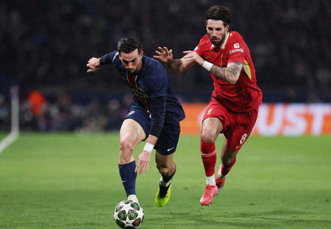 关于内马尔在利物浦比赛中败北，出色防守引发热议！观众掌声雷动的信息-九游娱乐