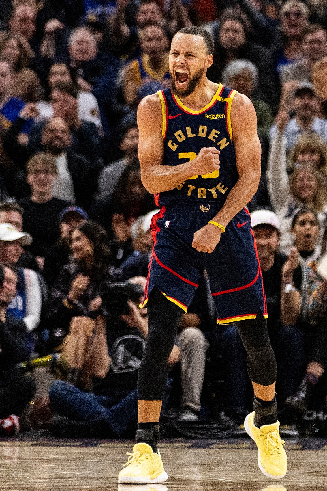 关于塞尔维亚队不断突破！，库里连续五场比赛得分超过爆冷全场沸腾不已的信息-九游平台