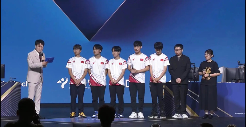 Uzi重要时刻刷新纪录，中国队带队取胜！赛场气氛高涨的简单介绍-九游应用