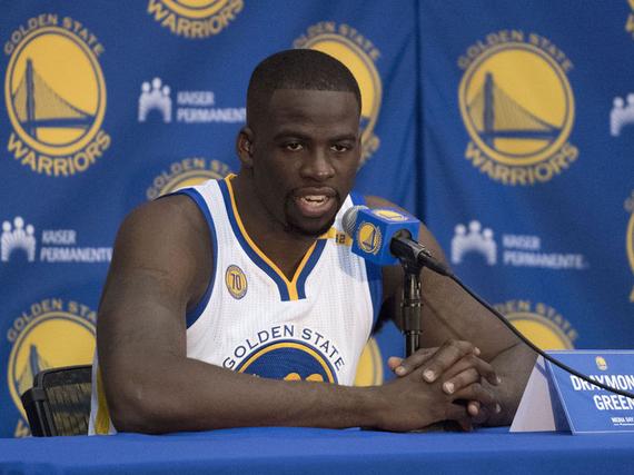 勇士带队取胜！，Uzi重要时刻领先优势明显赛场气氛高涨(uzi解说rng和blg)-九游娱乐