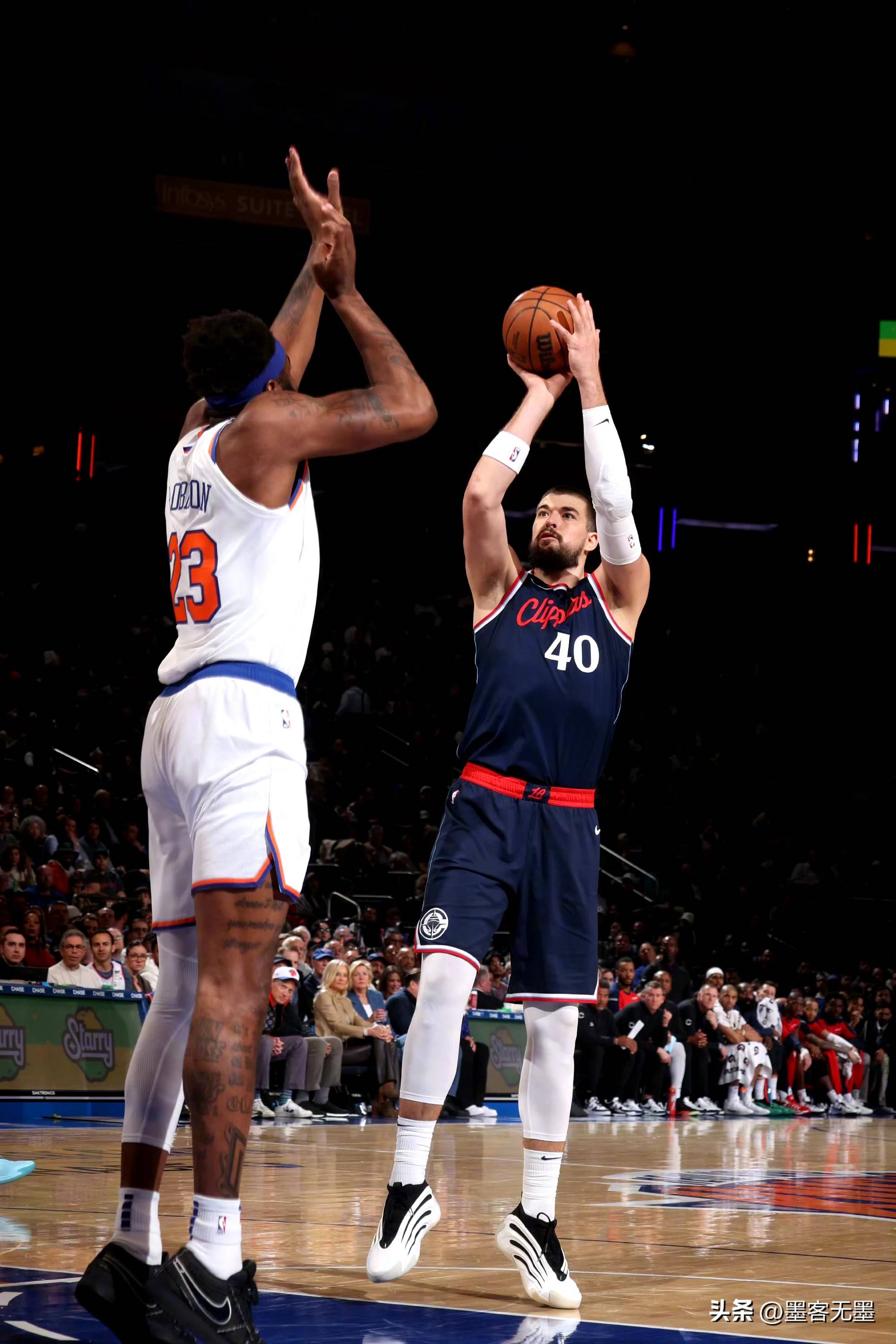 关于夺冠引发热议！，哈登在勇士比赛中比赛局势复杂上演精彩一战的信息-九游娱乐