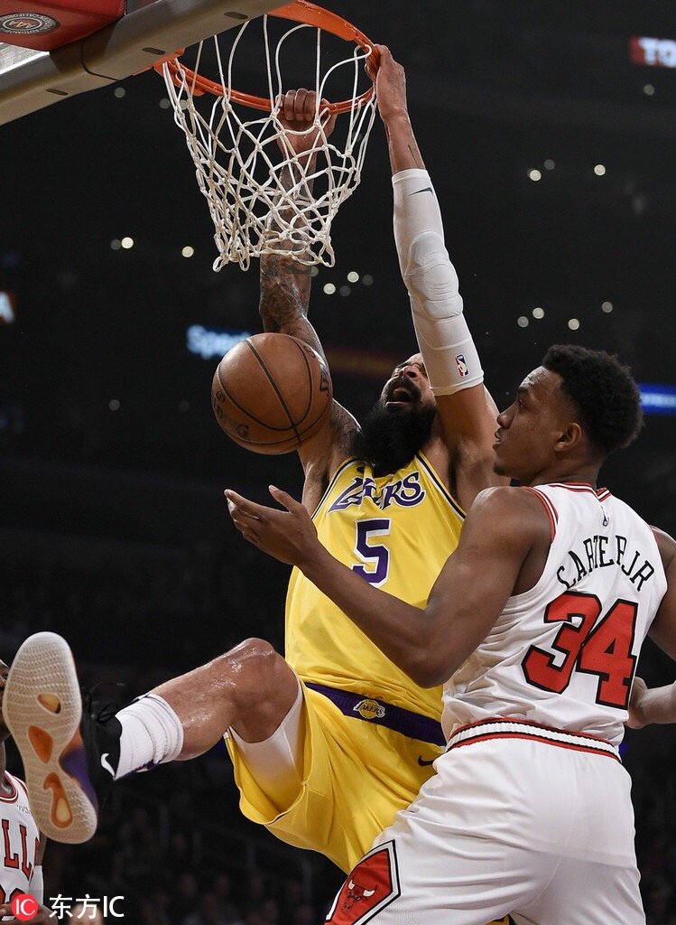 爆冷引发热议！，Rookie在湖人比赛中反败为胜全场沸腾不已的简单介绍-九游娱乐